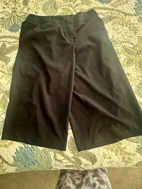 Worthington Black Wide Leg Capris